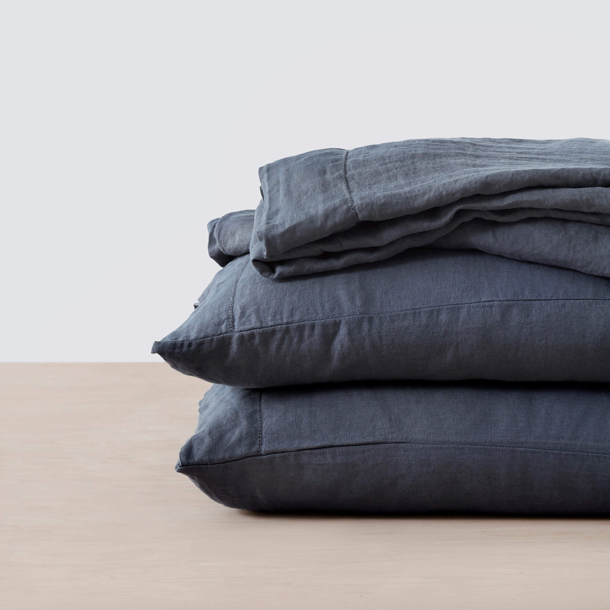 Stonewashed Linen Sheet Set in Blue - Image 31