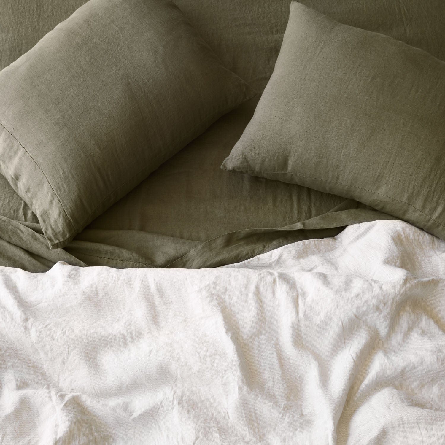 Classic Stonewashed Linen Bedding Bundle - Image 10