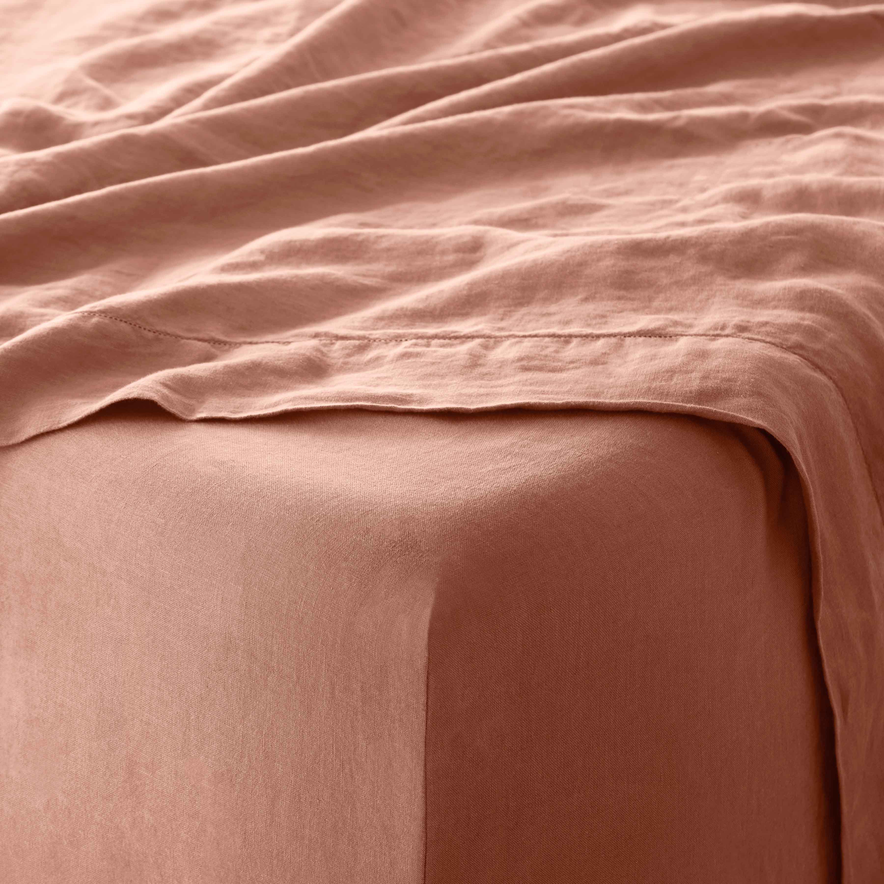 Classic Stonewashed Linen Bedding Bundle - Image 75