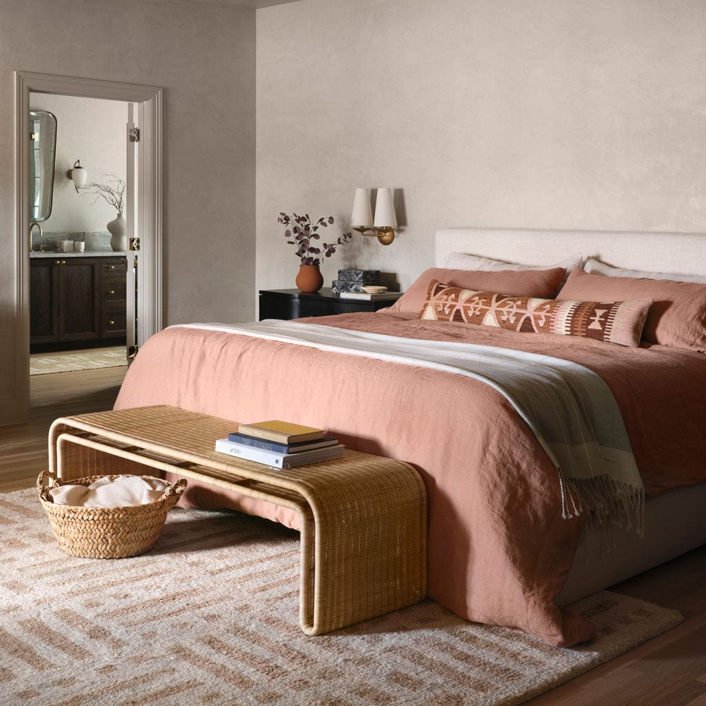 Soft bedding in a calm bedroom