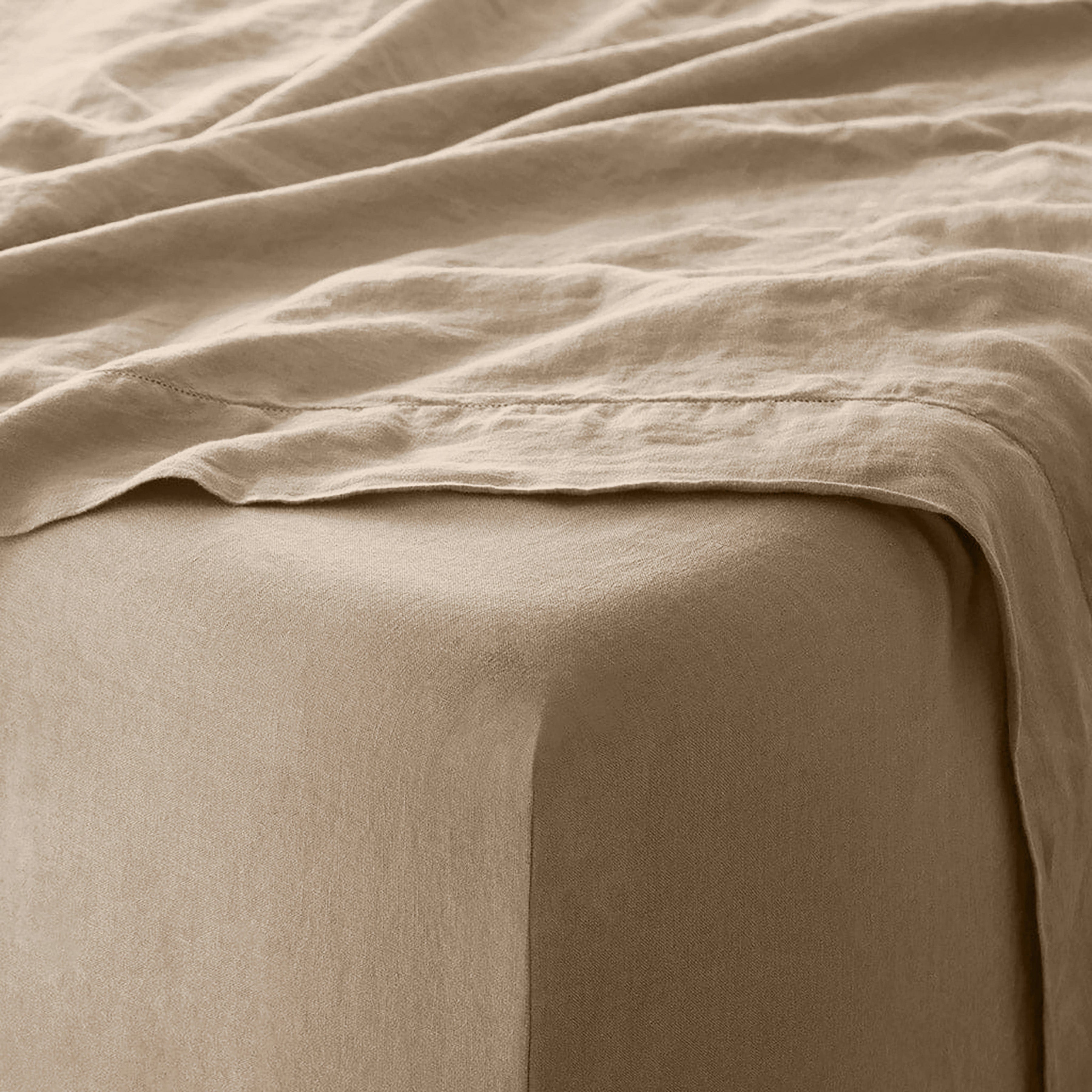 Stonewashed Linen Sheet Set in Blue - Image 74