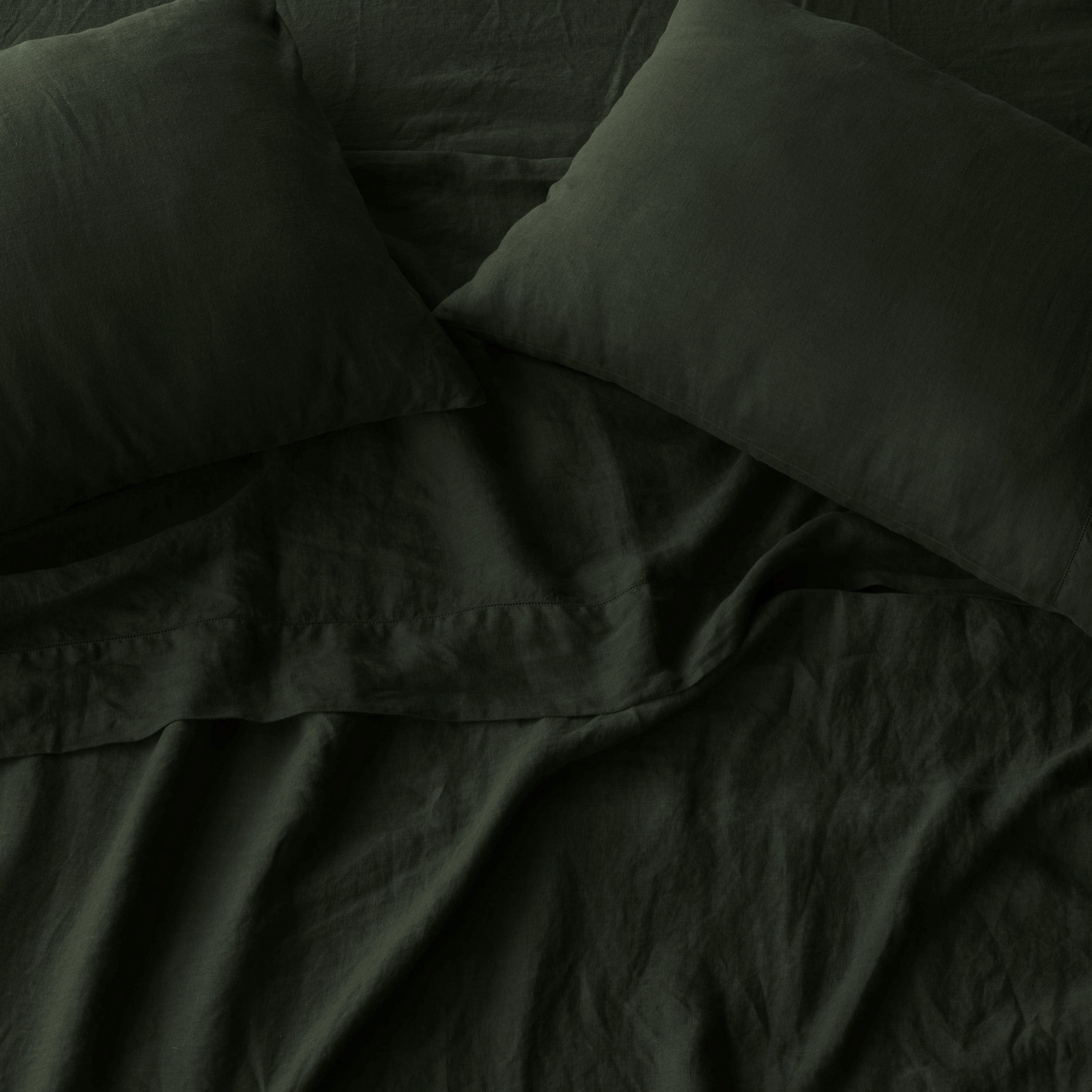 Stonewashed Linen Sheet Set in Blue - Image 64