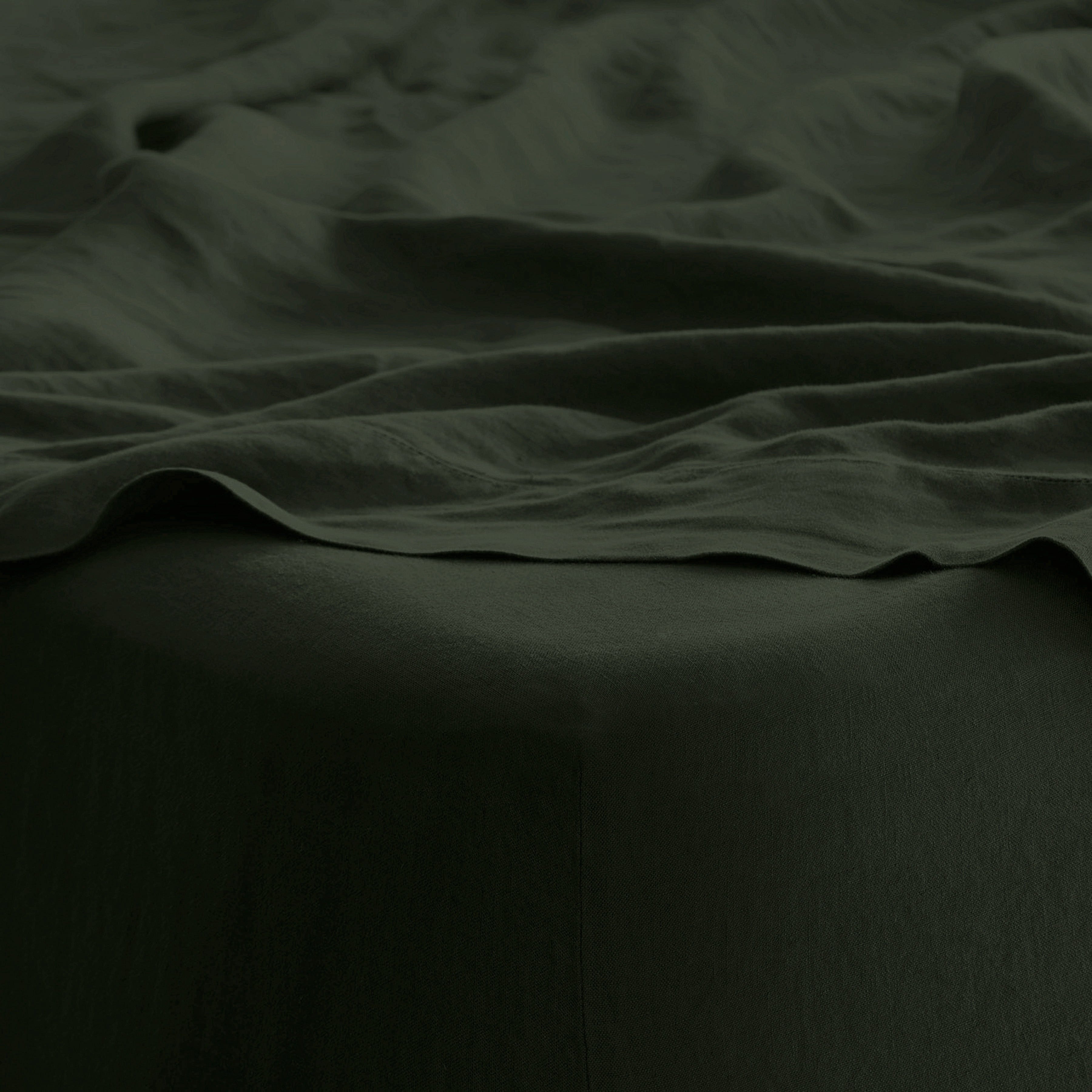 Stonewashed Linen Sheet Set in Blue - Image 66