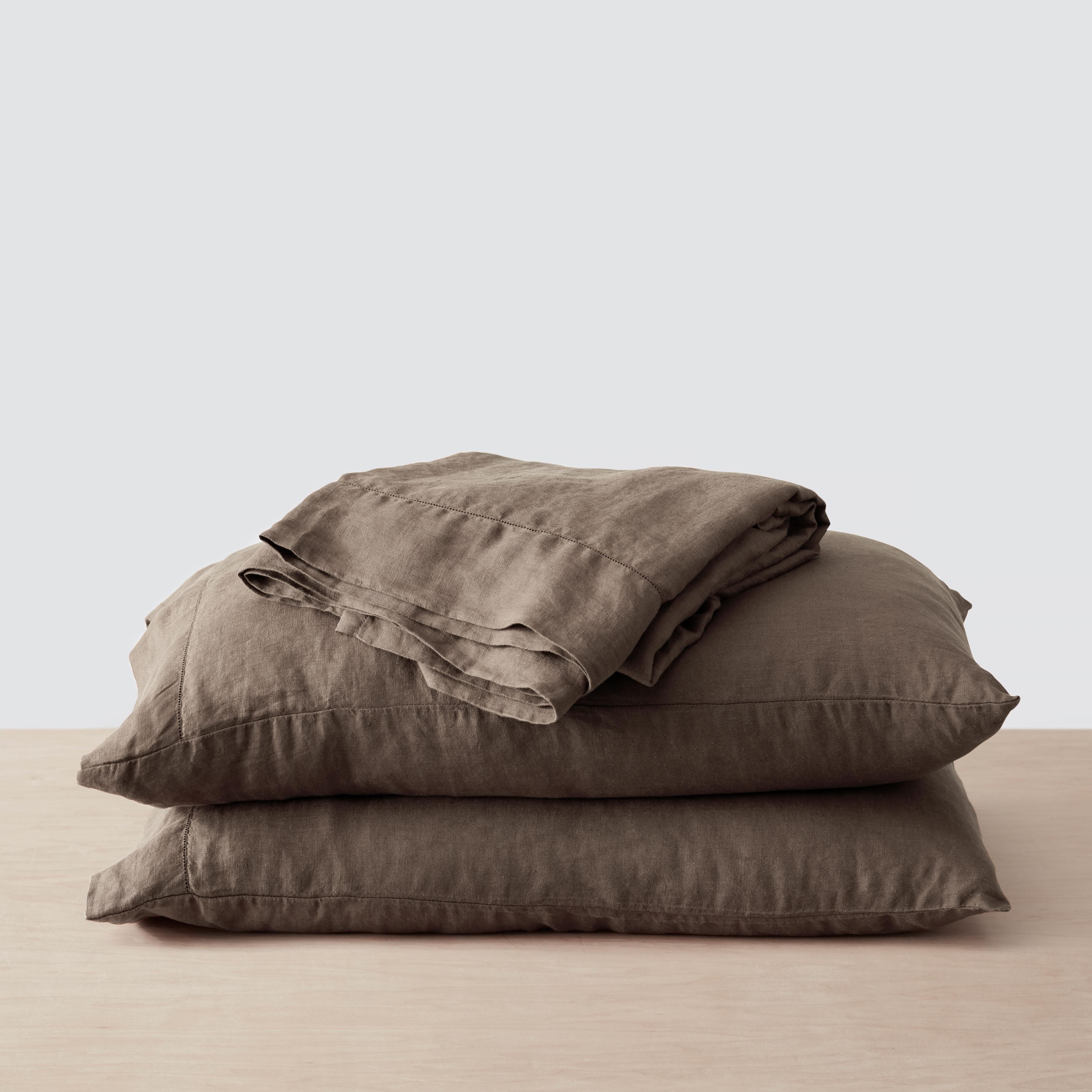 Stonewashed Linen Sheet Set in Blue - Image 14