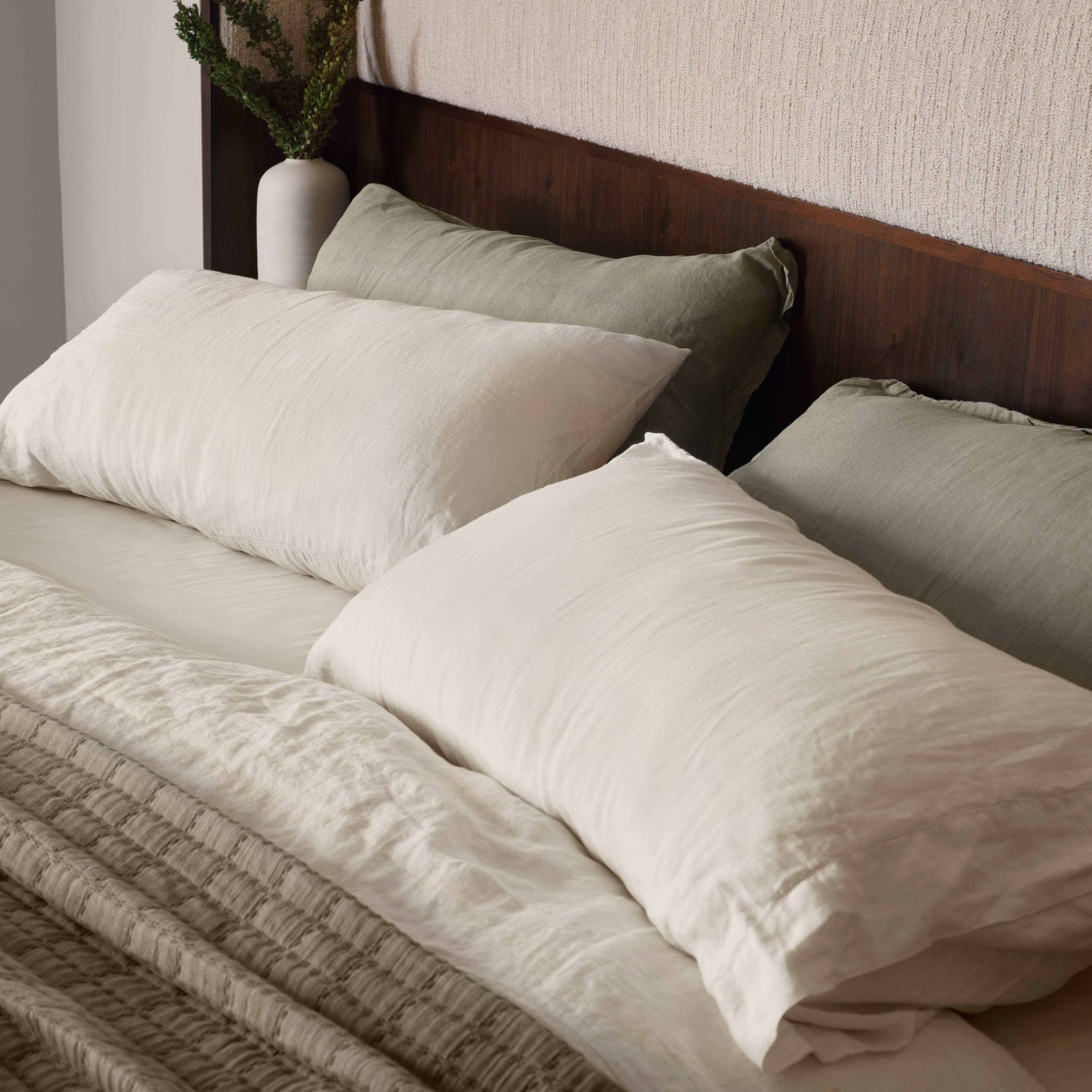 Stonewashed Linen Sheet Set in Blue - Image 24